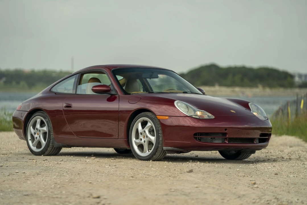 1999 Porsche 996 Carrera - Image 16 of 31