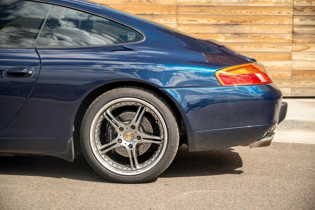 1999 Porsche 996 Carrera - Image 27 of 30