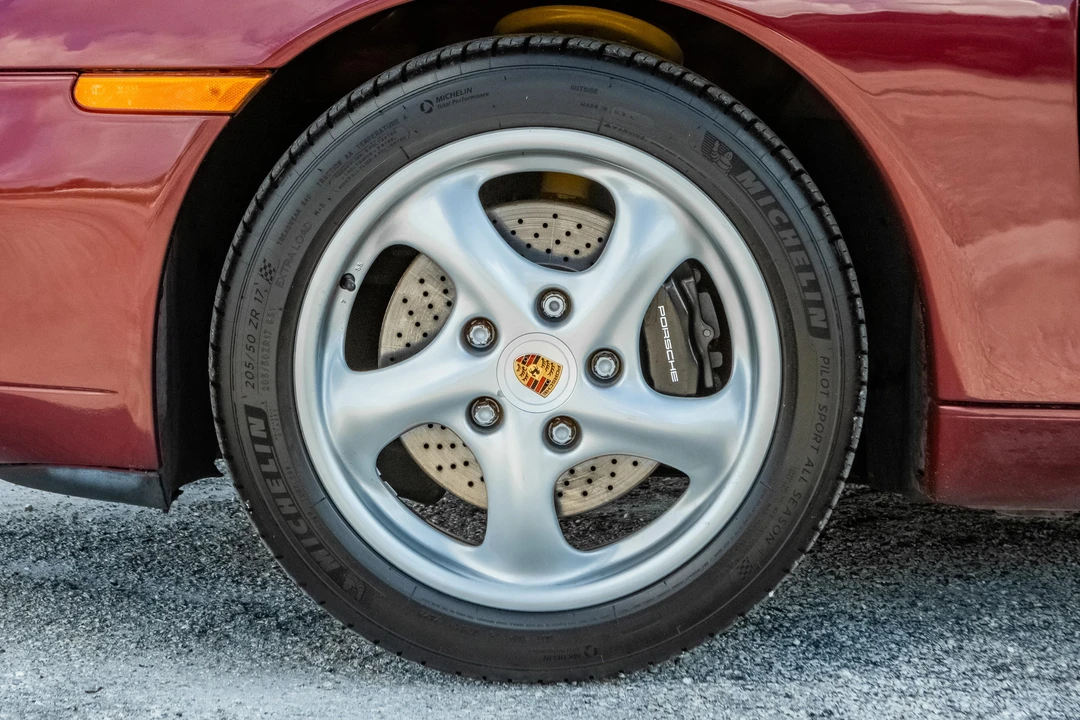 1999 Porsche 996 Carrera - Image 25 of 31