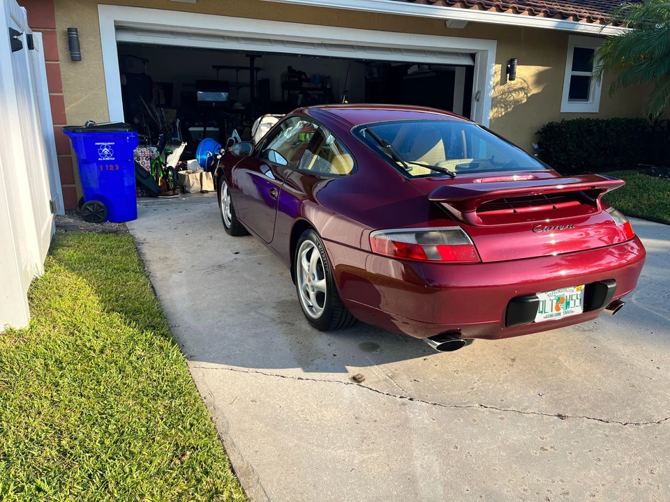 1999 Porsche 996 Carrera - Image 9 of 31