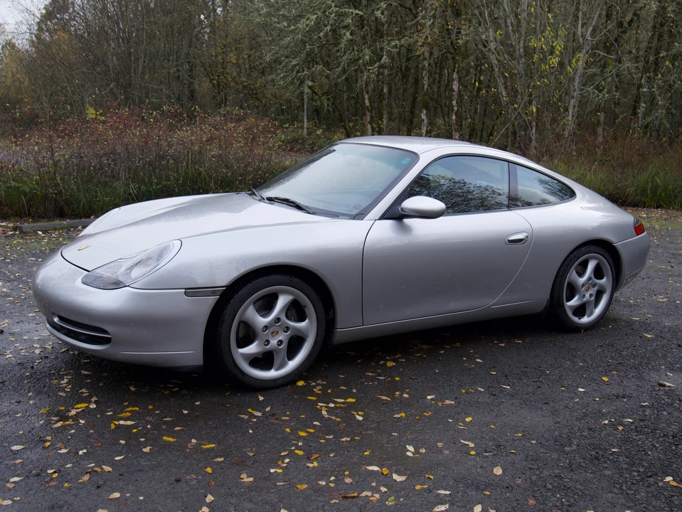 1999 Porsche 996 Carrera - Image 19 of 31