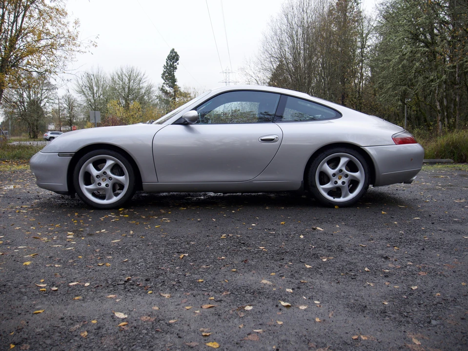 1999 Porsche 996 Carrera - Image 20 of 31
