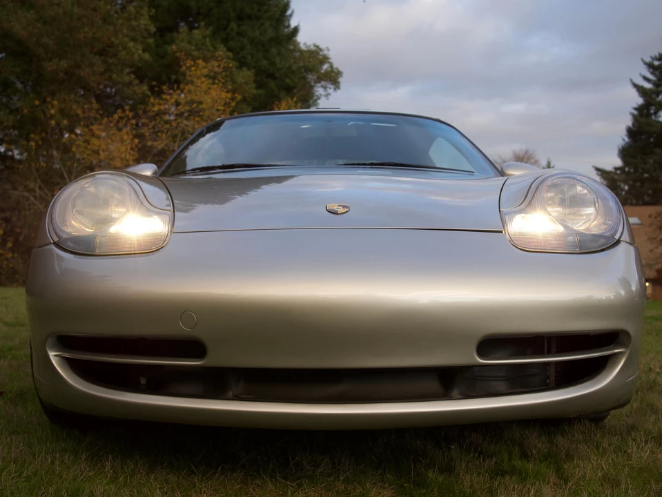 1999 Porsche 996 Carrera - Image 17 of 31