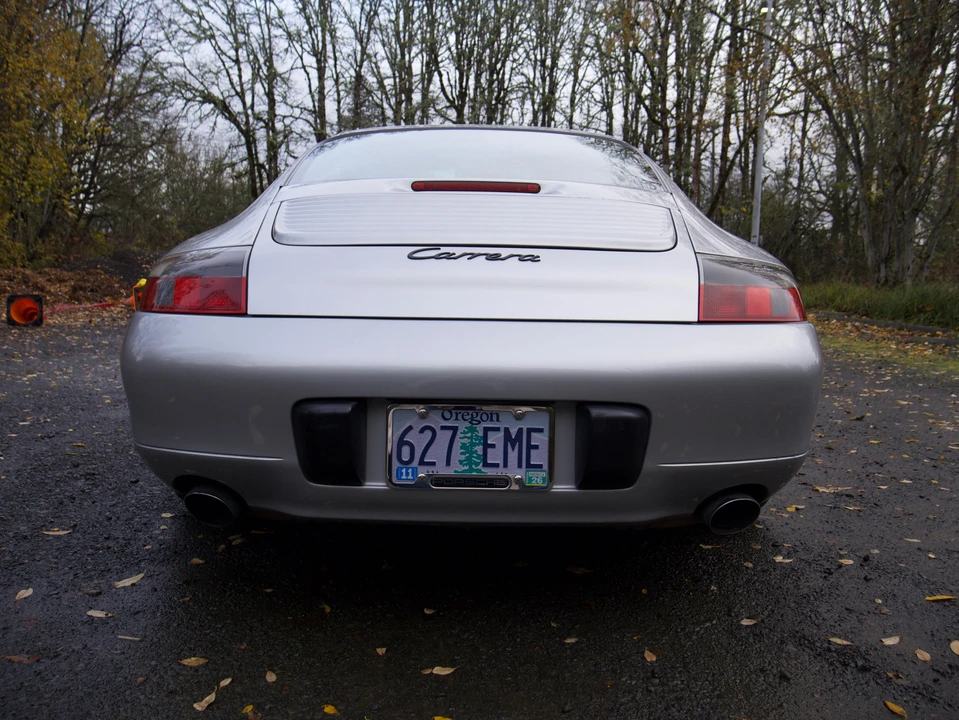 1999 Porsche 996 Carrera - Image 26 of 31