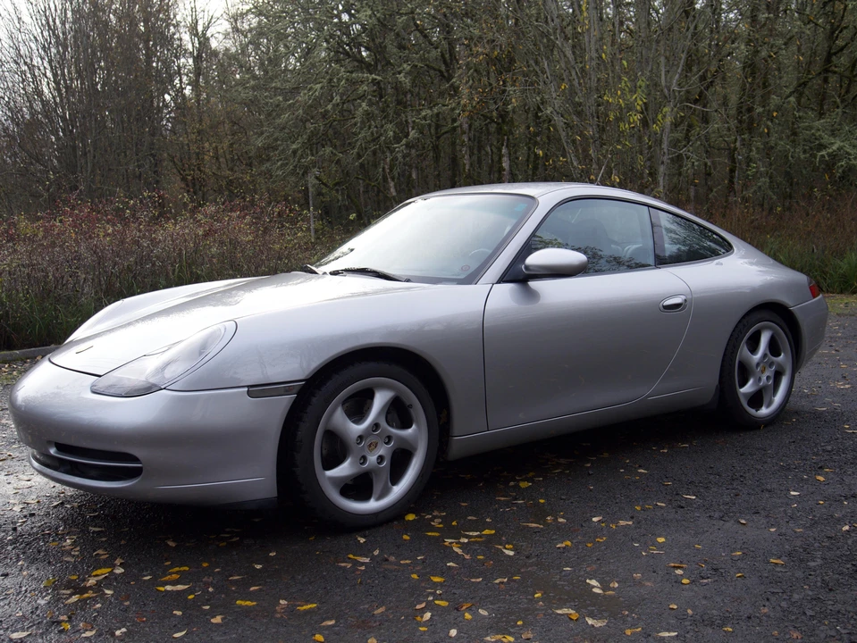 1999 Porsche 996 Carrera - Image 18 of 31