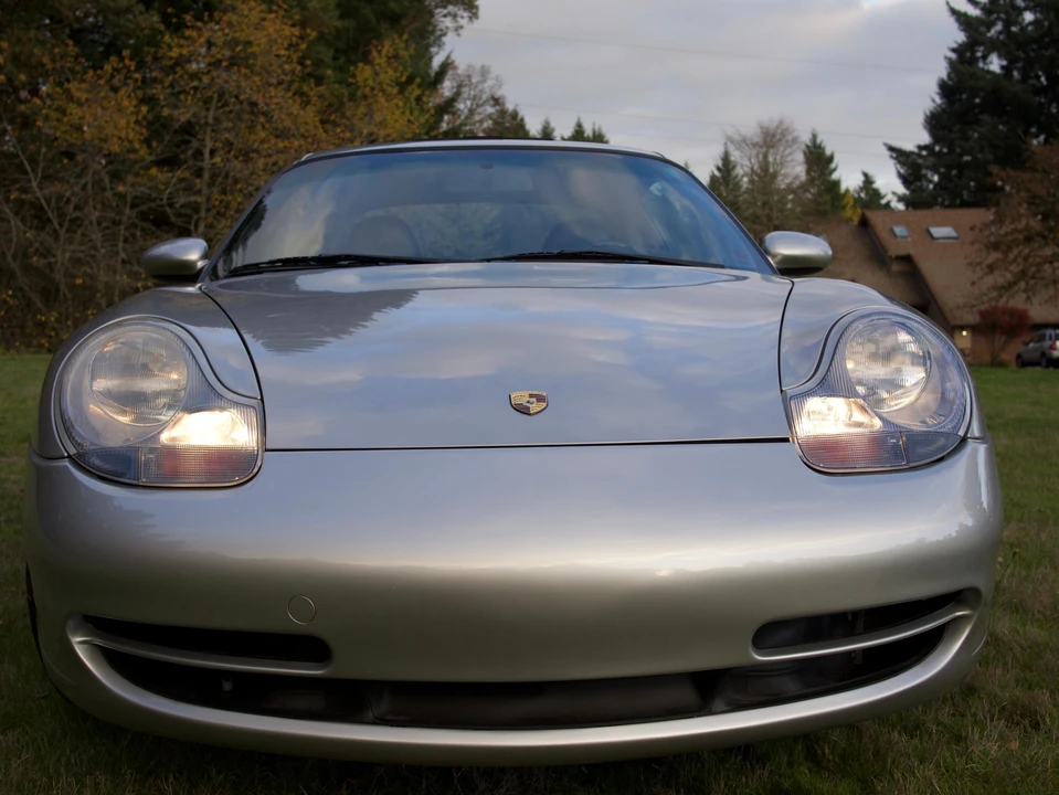 1999 Porsche 996 Carrera - Image 16 of 31