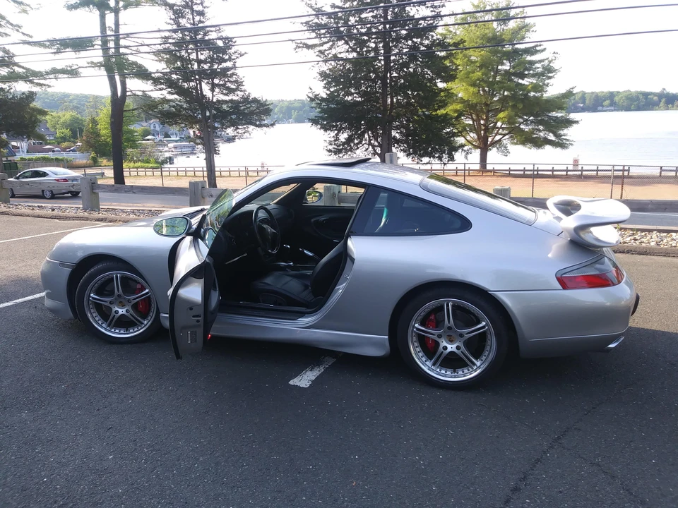 1999 Porsche 996 Carrera - Image 16 of 31