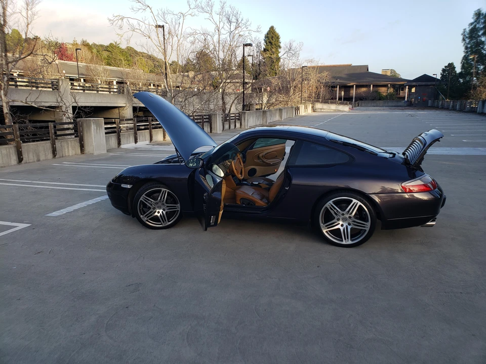 1999 Porsche 996 Carrera - Image 10 of 31