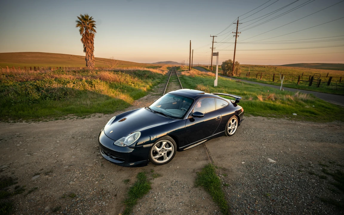 1999 Porsche 996 Carrera - Image 14 of 31