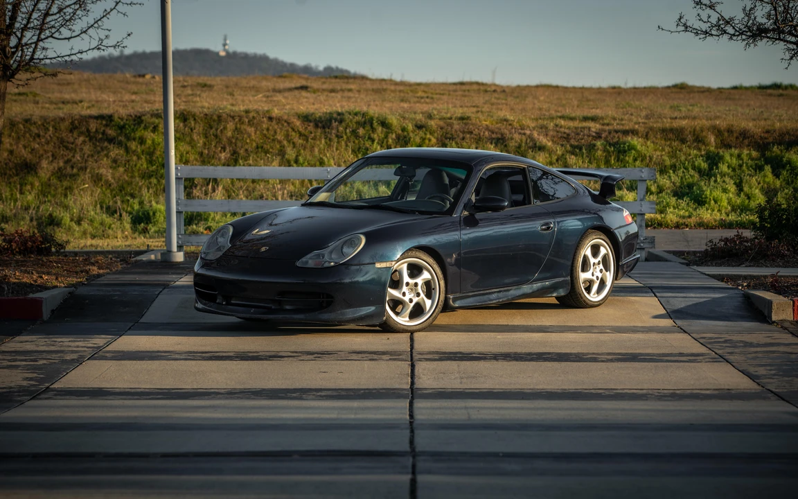 1999 Porsche 996 Carrera - Image 24 of 31