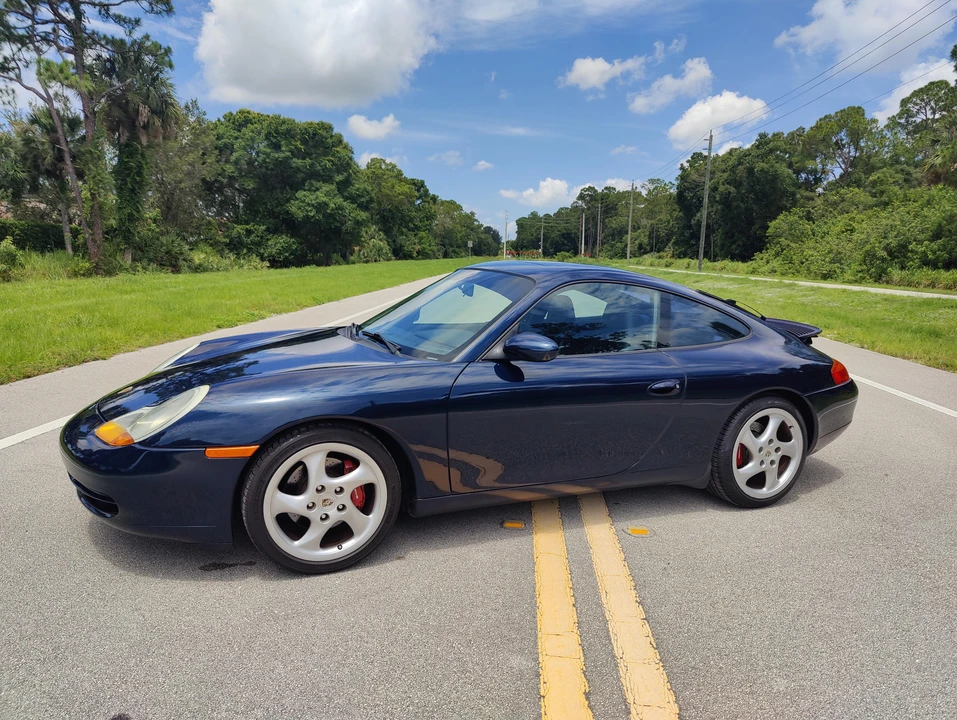 1999 Porsche 996 Carrera - Image 28 of 31