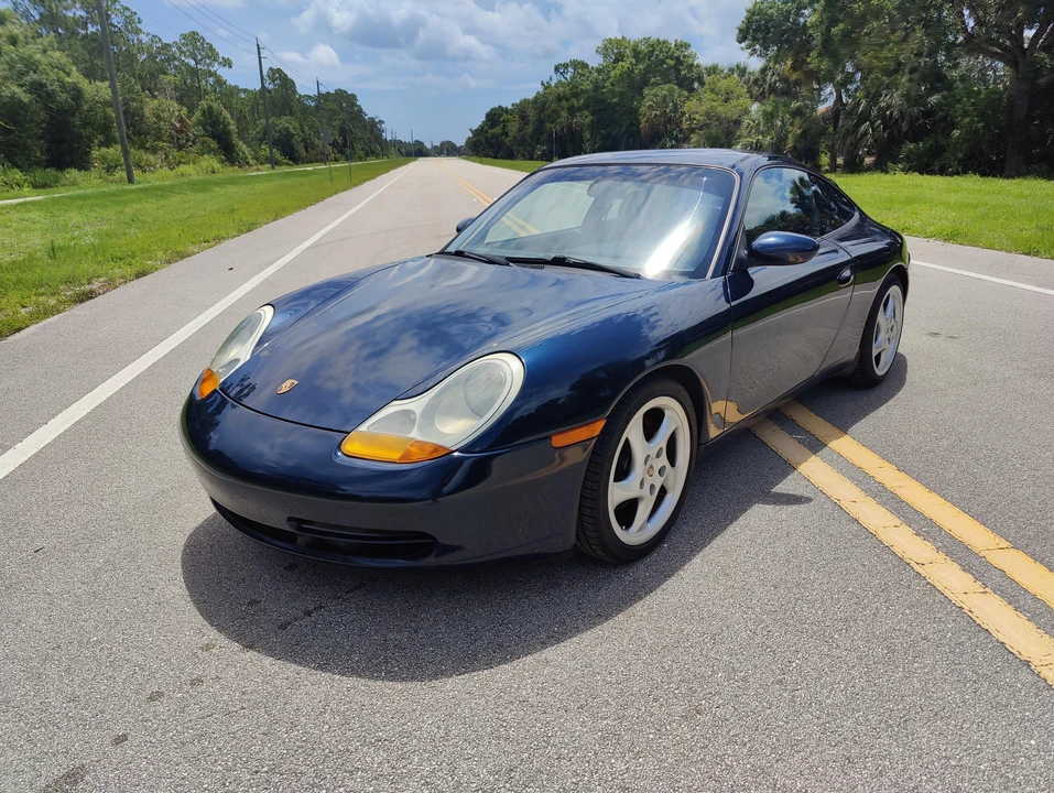 1999 Porsche 996 Carrera - Image 10 of 31