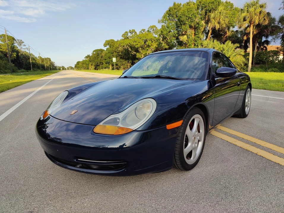 1999 Porsche 996 Carrera - Image 9 of 31