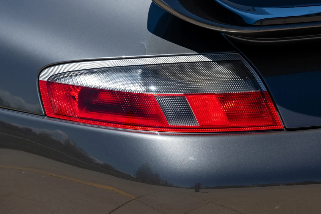 1999 Porsche 996 Carrera - Image 15 of 31