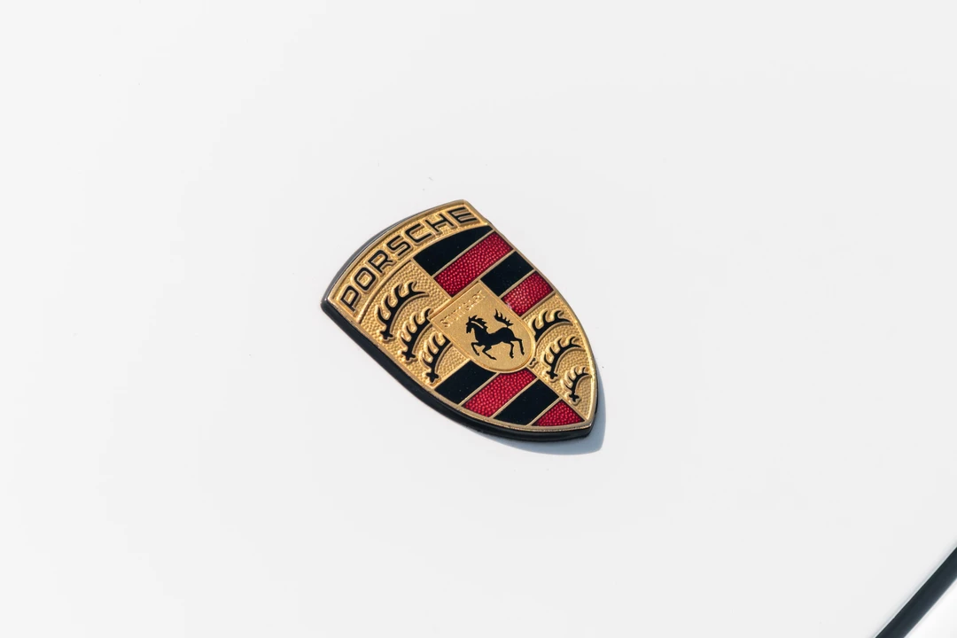 1999 Porsche 996 Carrera - Image 13 of 31