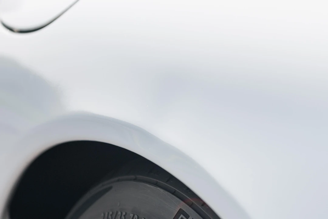1999 Porsche 996 Carrera - Image 17 of 31