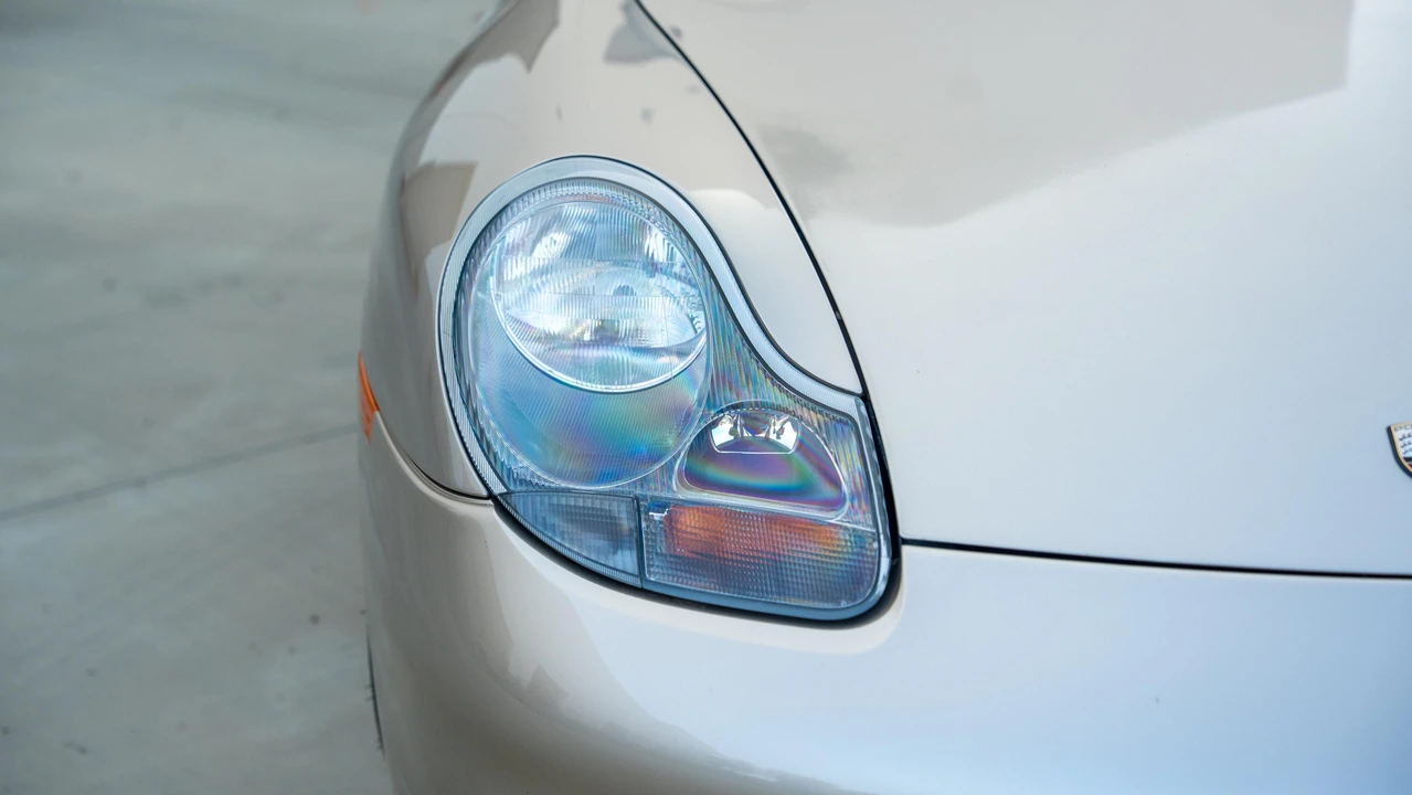 1999 Porsche 996 Carrera - Image 25 of 31