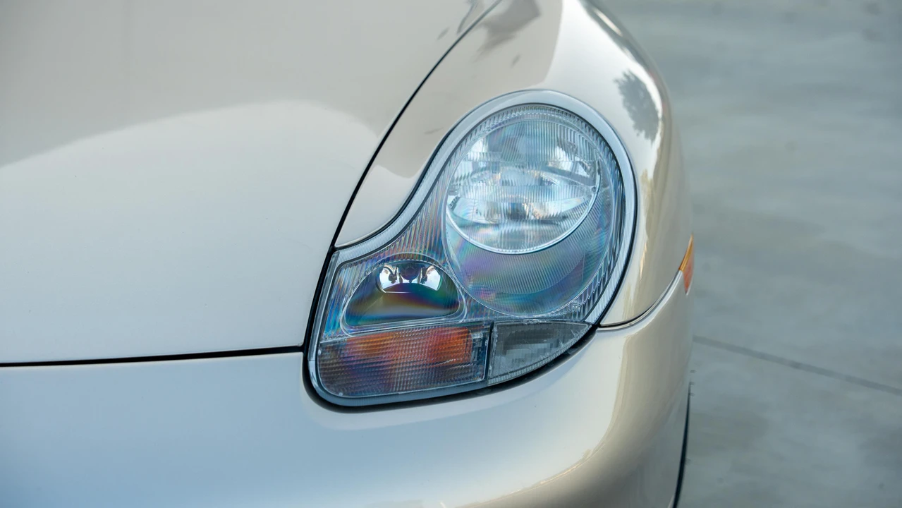 1999 Porsche 996 Carrera - Image 30 of 31