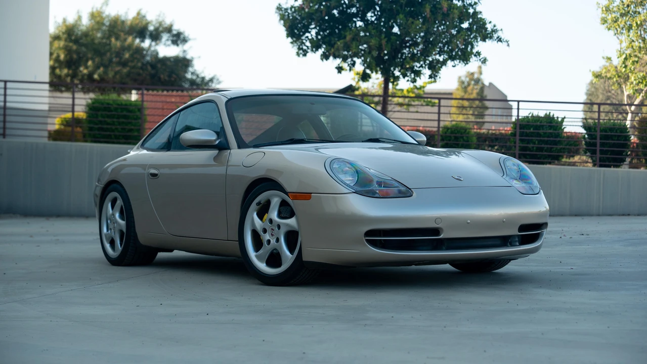 1999 Porsche 996 Carrera - Image 22 of 31