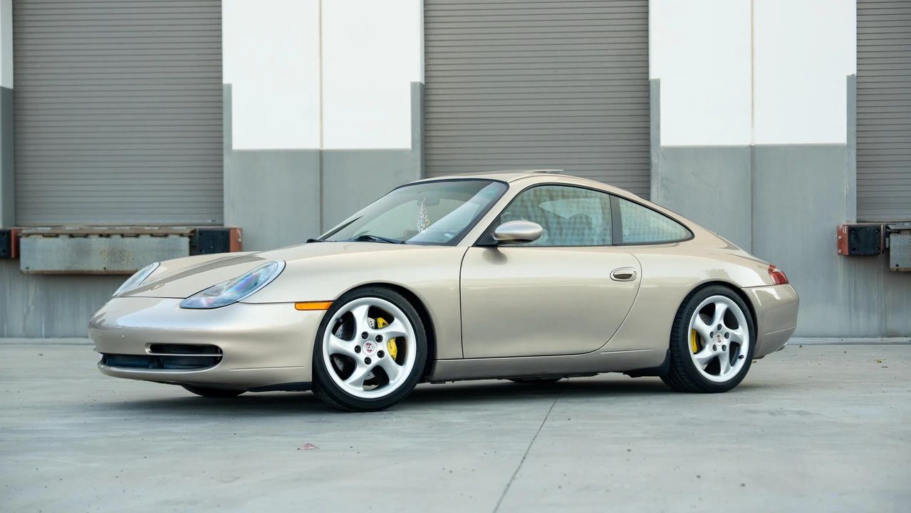 1999 Porsche 996 Carrera - Image 14 of 31
