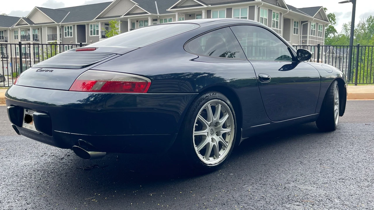 1999 Porsche 996 Carrera - Image 10 of 31