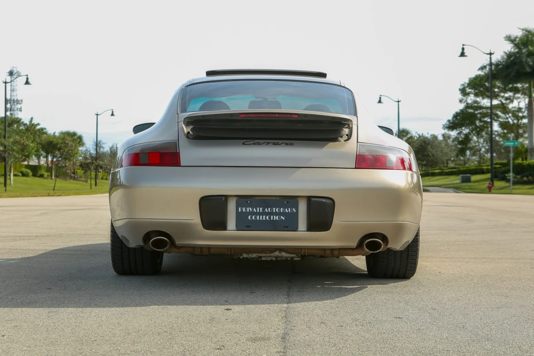 1999 Porsche 996 Carrera - Image 30 of 31