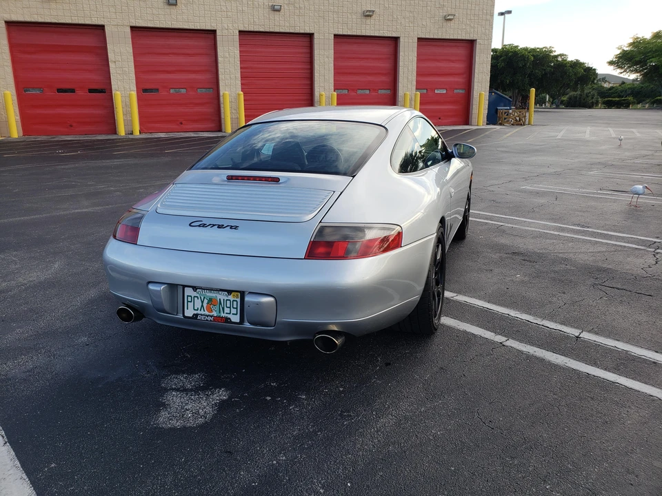 1999 Porsche 996 Carrera - Image 14 of 31