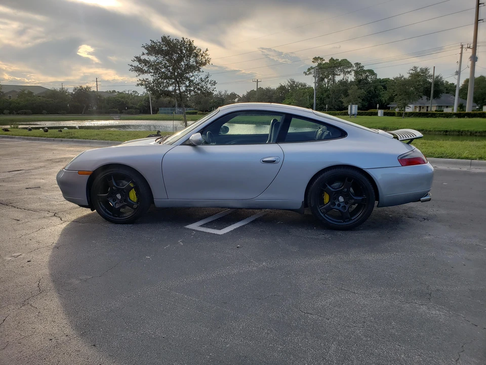 1999 Porsche 996 Carrera - Image 8 of 31