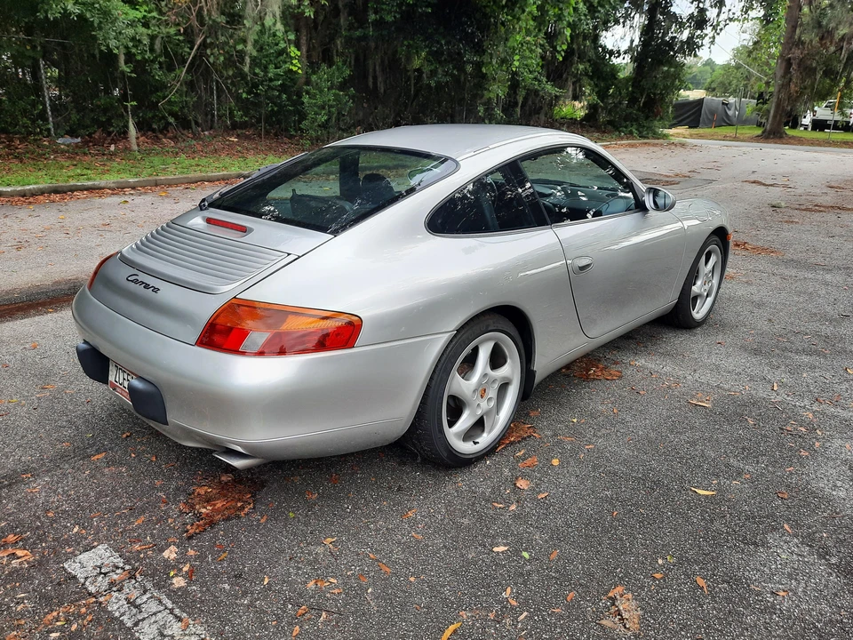 1999 Porsche 996 Carrera - Image 23 of 31
