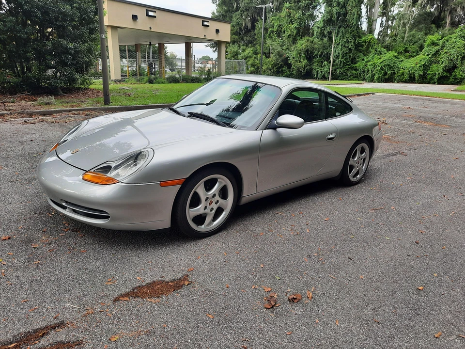 1999 Porsche 996 Carrera - Image 11 of 31