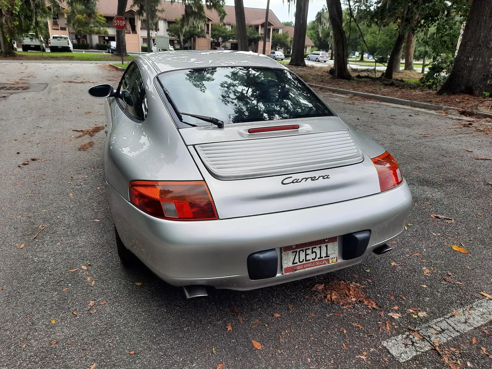 1999 Porsche 996 Carrera - Image 17 of 31