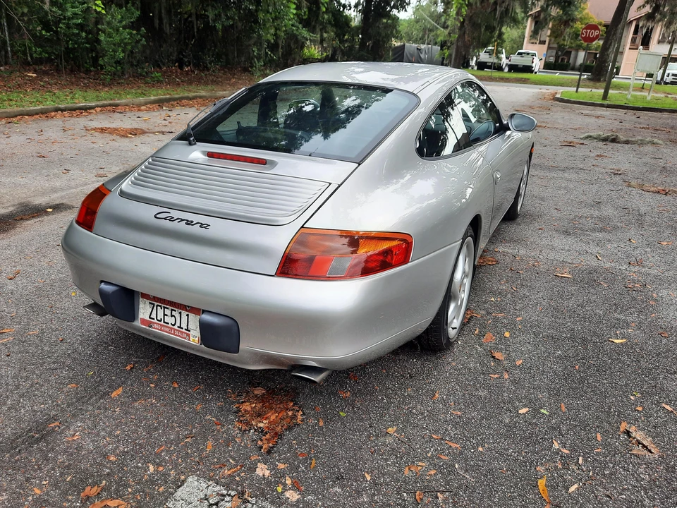 1999 Porsche 996 Carrera - Image 22 of 31