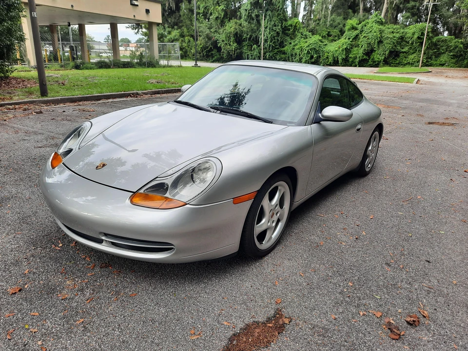 1999 Porsche 996 Carrera - Image 9 of 31