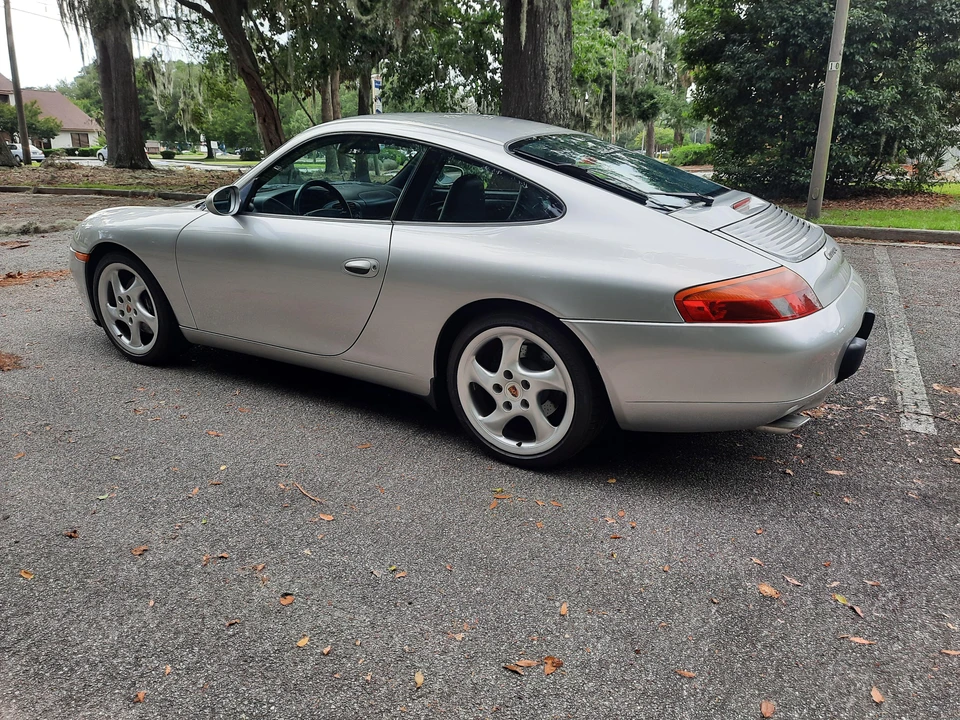 1999 Porsche 996 Carrera - Image 15 of 31