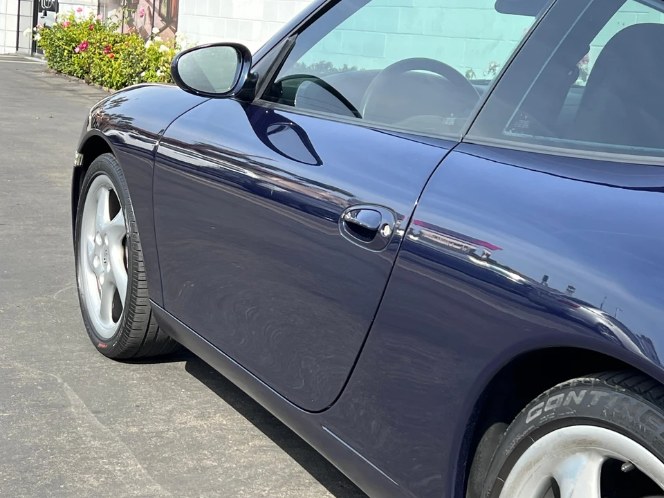 1999 Porsche 996 Carrera - Image 29 of 31