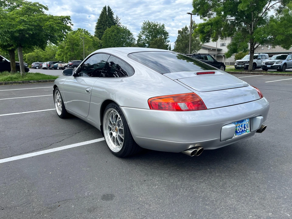 1999 Porsche 996 Carrera - Image 8 of 31