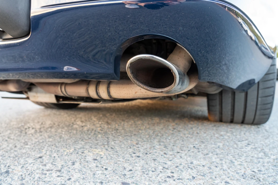 1999 Porsche 996 Carrera - Image 30 of 31
