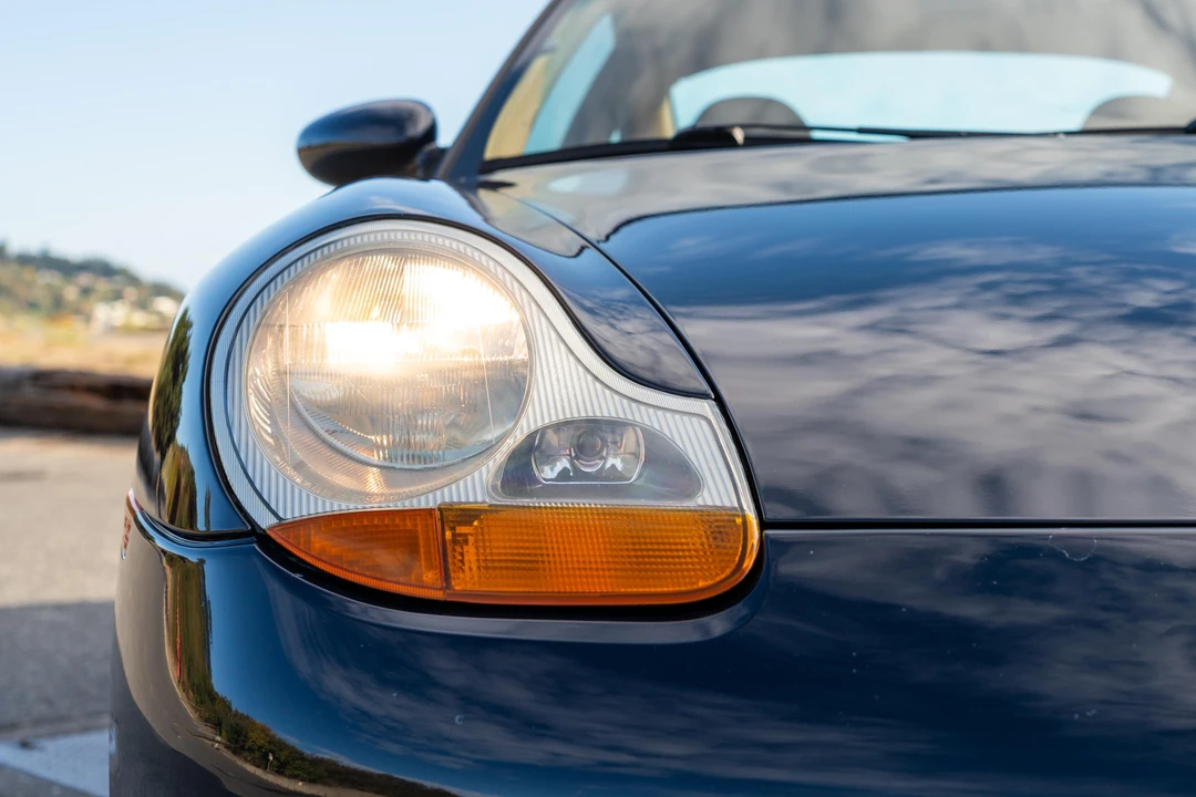 1999 Porsche 996 Carrera - Image 12 of 31