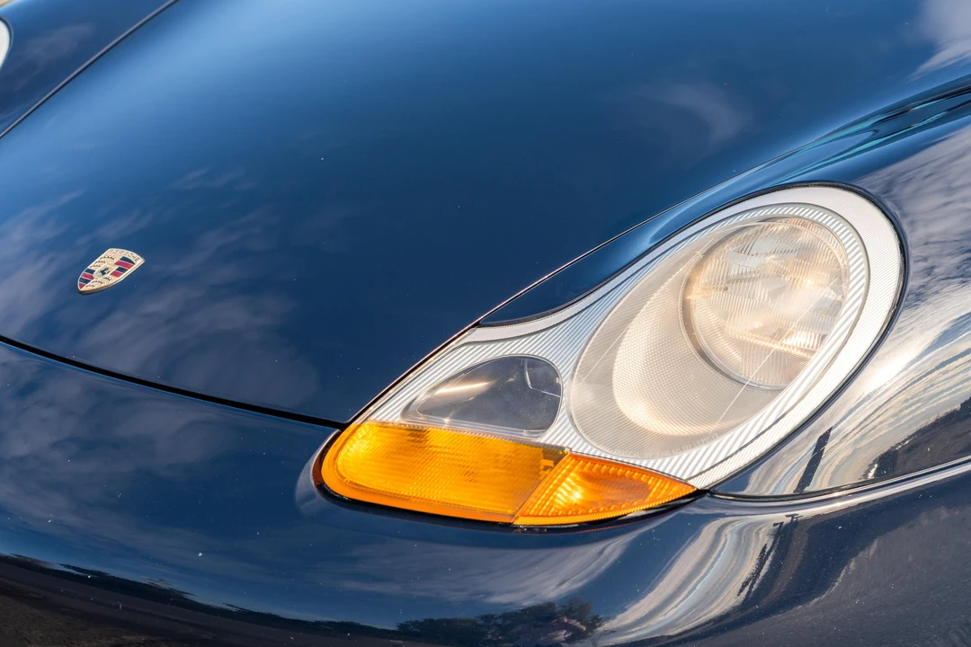 1999 Porsche 996 Carrera - Image 16 of 31