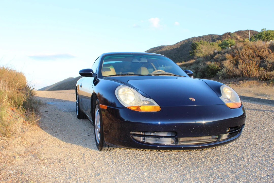 1999 Porsche 996 Carrera - Image 11 of 31