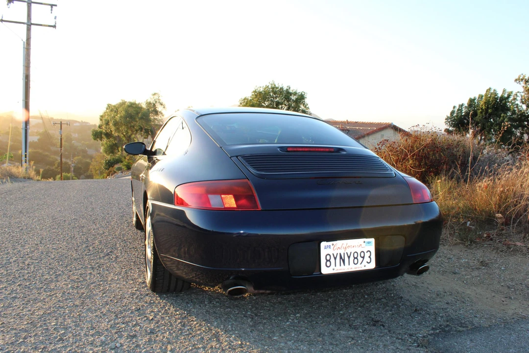 1999 Porsche 996 Carrera - Image 24 of 31