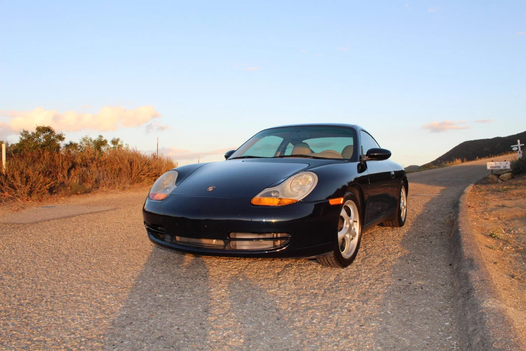 1999 Porsche 996 Carrera - Image 8 of 31