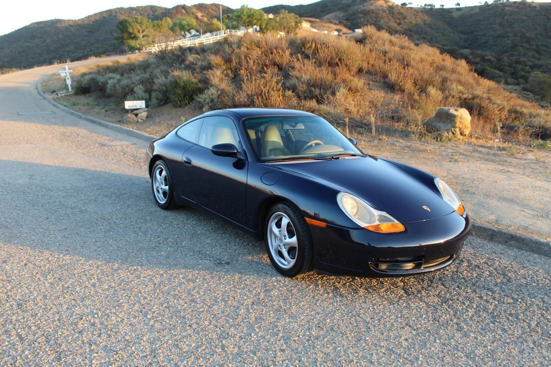 1999 Porsche 996 Carrera - Image 16 of 31