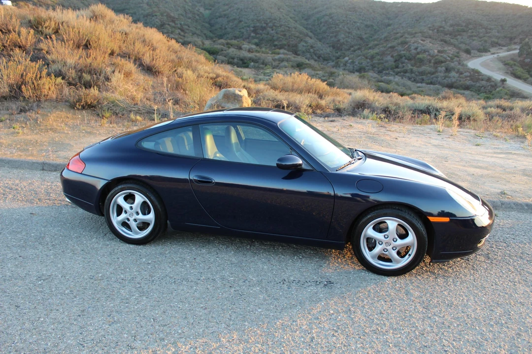 1999 Porsche 996 Carrera - Image 18 of 31