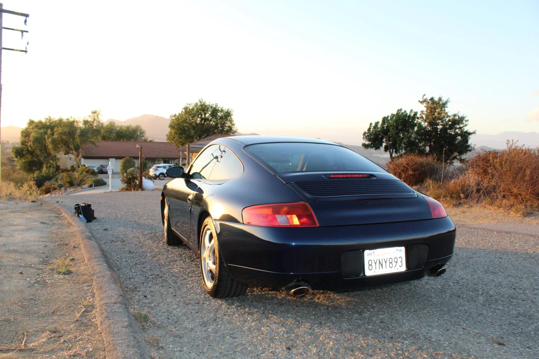 1999 Porsche 996 Carrera - Image 26 of 31