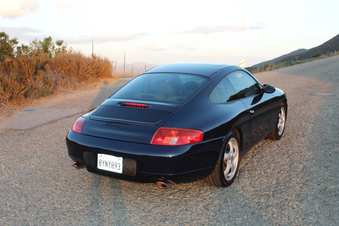 1999 Porsche 996 Carrera - Image 22 of 31