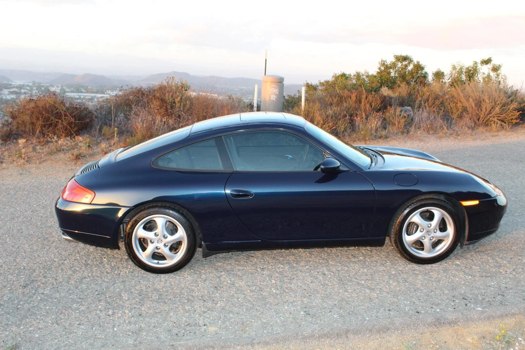 1999 Porsche 996 Carrera - Image 19 of 31