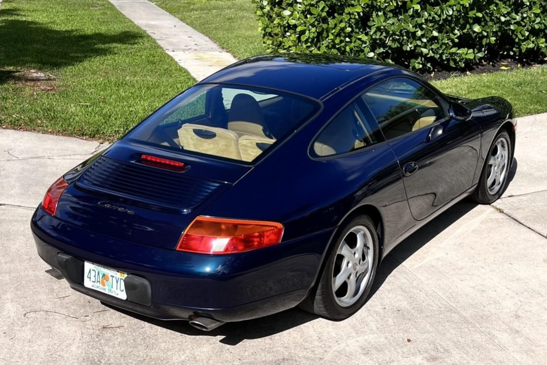 1999 Porsche 996 Carrera - Image 26 of 31