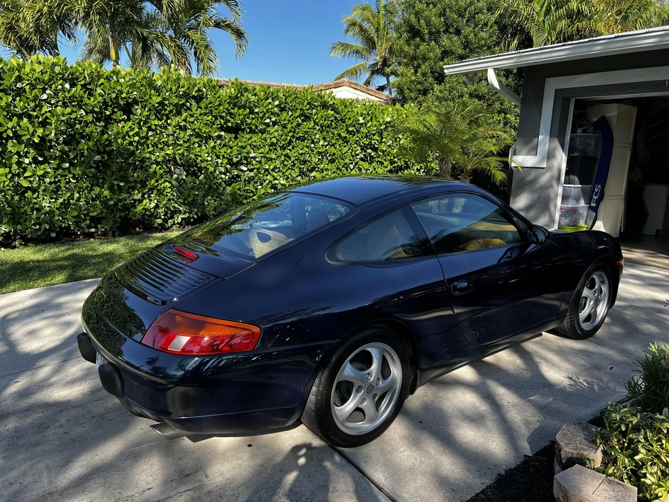 1999 Porsche 996 Carrera - Image 22 of 31