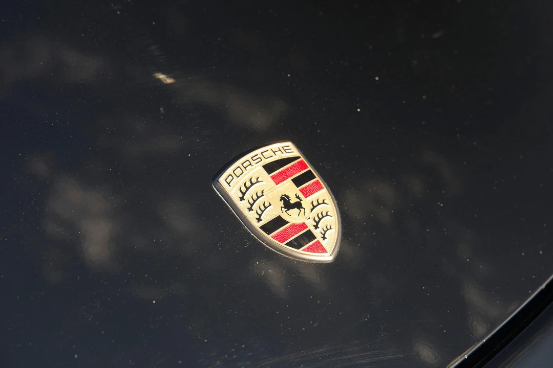 1999 Porsche 996 Carrera - Image 20 of 31
